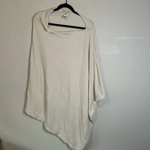 Barefoot Dreams CozyChic Ultra Lite Poncho - Picture 2 of 5